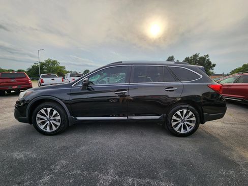 Used 2019 Subaru Outback 2.5i Touring w/ Popular Package #3A AWD/4WD image 4