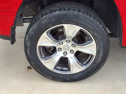 Used 2024 RAM 1500 Laramie RWD image 9