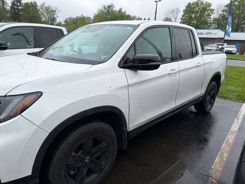 Used 2023 Honda Ridgeline Black Edition image 3
