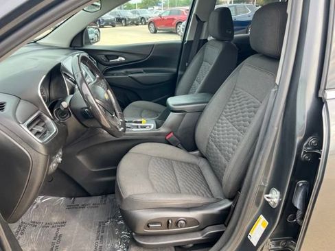 Used 2020 Chevrolet Equinox LT image 12