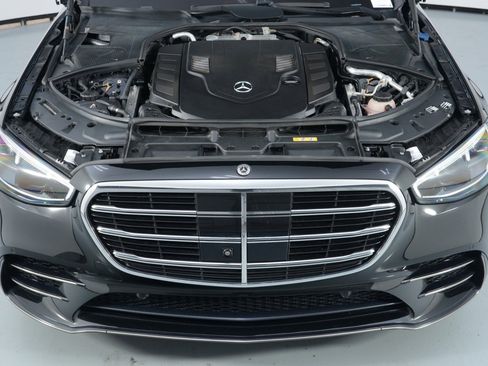 Used 2023 Mercedes-Benz S 580 4MATIC Sedan image 8