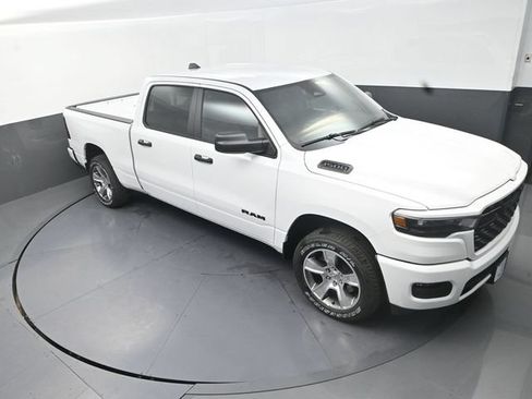 New 2026 RAM 1500 Express AWD/4WD image 11