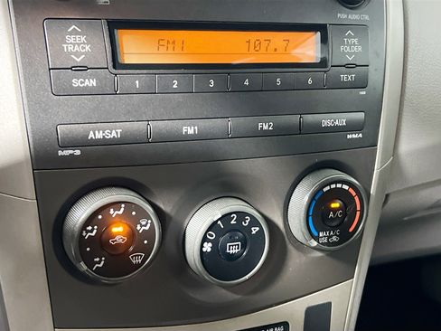 Used 2011 Toyota Corolla LE image 26