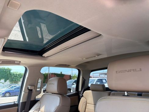 Used 2018 GMC Sierra 1500 Denali w/ Denali Ultimate Package AWD/4WD image 23
