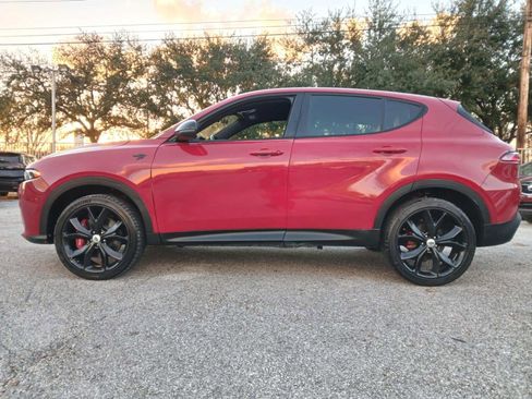 Used 2024 Dodge Hornet GT image 8