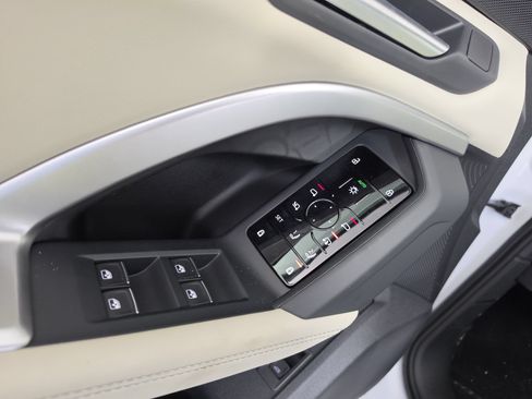 New 2026 Audi Q5 Premium AWD/4WD image 17