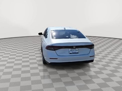 Certified 2025 Honda Accord LX image 7