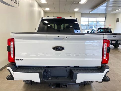 New 2026 Ford F350 Lariat w/ Black Appearance Package image 28