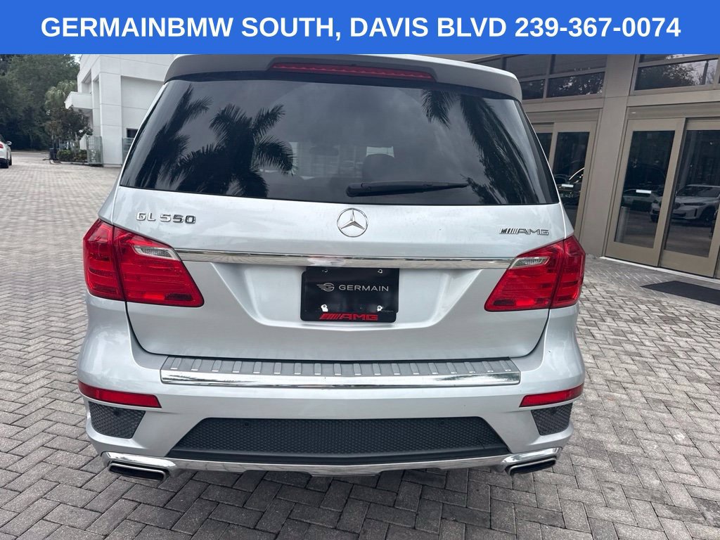 Used 2015 Mercedes-Benz GL 550 4MATIC image 8