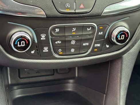 Certified 2023 Chevrolet Equinox LT AWD/4WD image 27