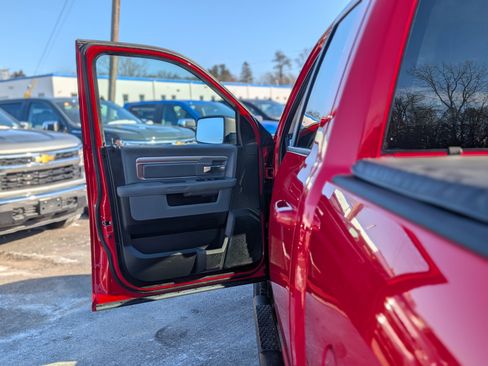 Used 2019 RAM 1500 Classic Warlock image 27