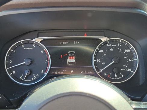 Used 2023 Nissan Rogue SV image 24