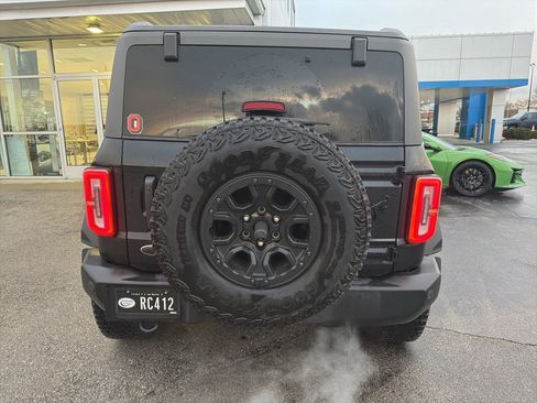 Used 2023 Ford Bronco Wildtrak image 6