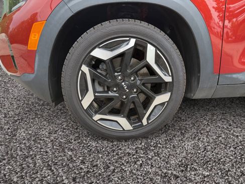 Used 2024 Kia Seltos SX AWD/4WD image 9
