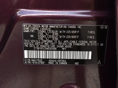 Used 2017 Toyota RAV4 LE w/ All Weather Liner Package AWD/4WD image 31