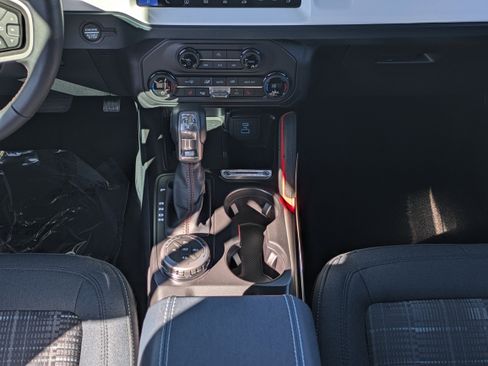 New 2025 Ford Bronco Heritage Edition image 48