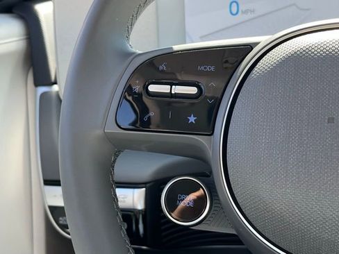 Used 2024 Hyundai Ioniq 5 Limited image 12