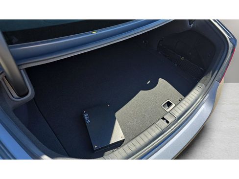 New 2026 Genesis G70 3.3T Prestige image 9