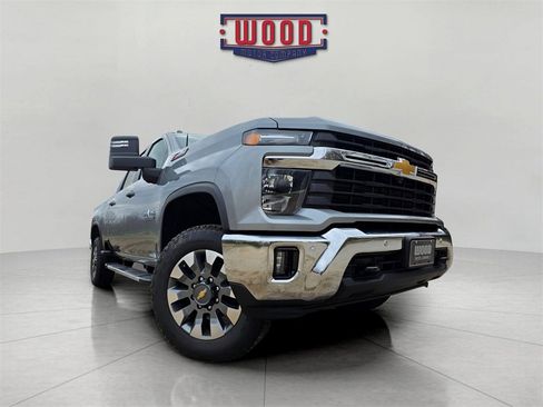 New 2026 Chevrolet Silverado 2500 LT w/ Texas Edition image 4