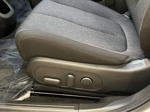New 2026 Hyundai Ioniq 5 SE image 26