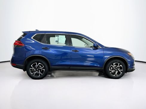 Used 2017 Nissan Rogue S AWD/4WD image 10