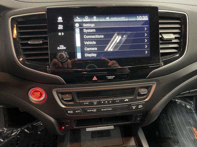 Used 2023 Honda Passport TrailSport image 31