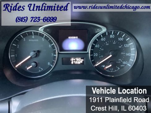 Used 2015 Nissan Pathfinder Platinum w/ Family Entertainment Package AWD/4WD image 28
