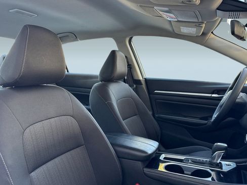 Used 2023 Nissan Altima 2.5 SV image 30