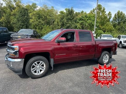 Used 2017 Chevrolet Silverado 1500 LT w/ All Star Edition AWD/4WD image 1
