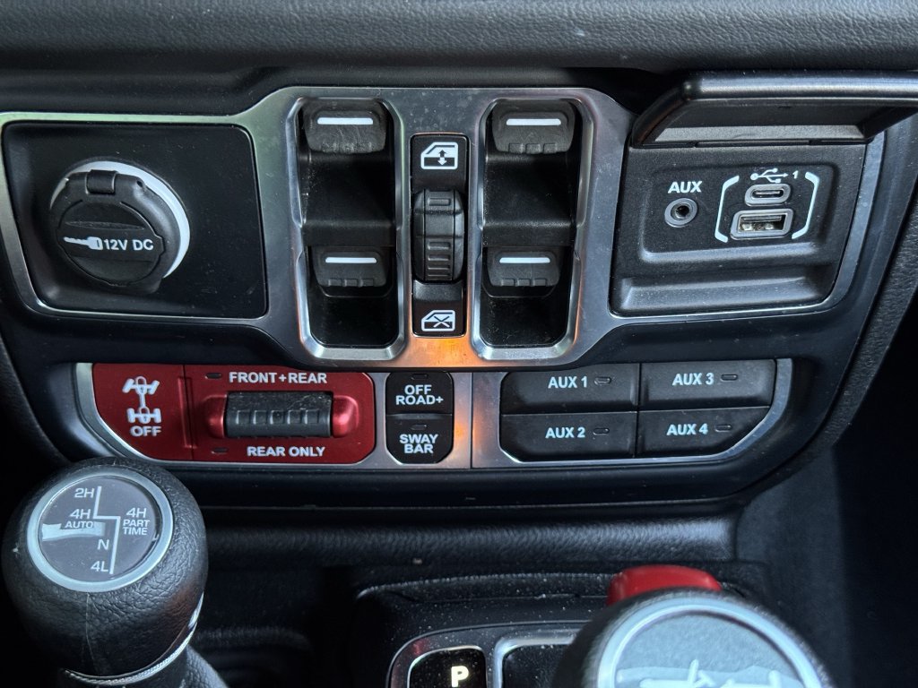 Used 2024 Jeep Wrangler Unlimited Rubicon 4xe AWD/4WD image 20