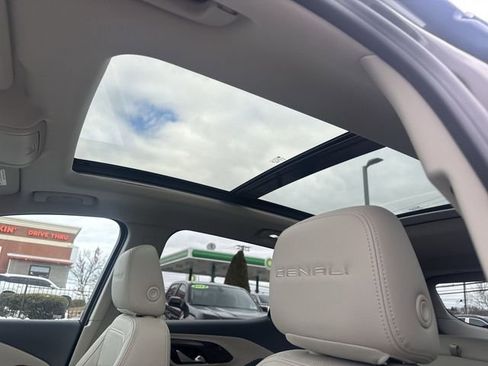 Used 2023 GMC Terrain Denali image 19
