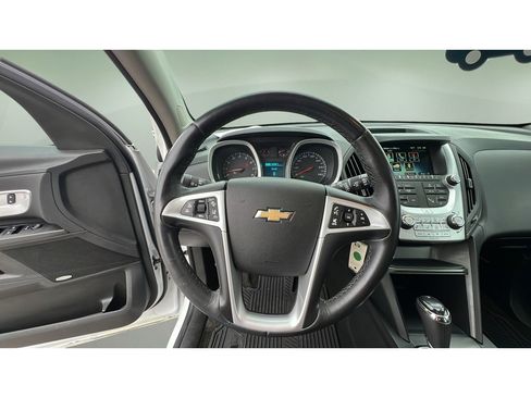 Used 2017 Chevrolet Equinox Premier w/ Enhanced Convenience Package AWD/4WD image 22