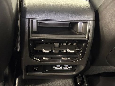 Used 2025 Jeep Grand Cherokee Altitude w/ Trailer Tow Package AWD/4WD image 38