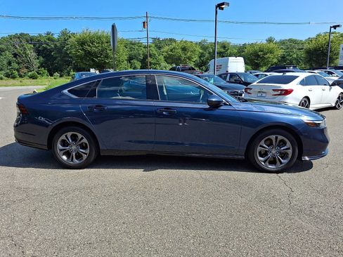 Used 2023 Honda Accord EX-L image 8