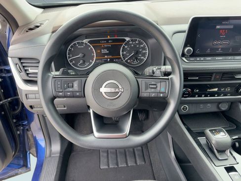 Used 2023 Nissan Rogue SV image 20