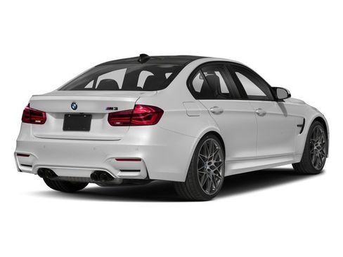 Used 2018 BMW M3 RWD image 2