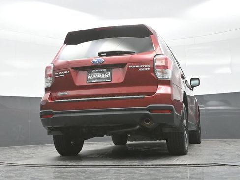Used 2017 Subaru Forester 2.5i Premium w/ All-Weather Package AWD/4WD image 21