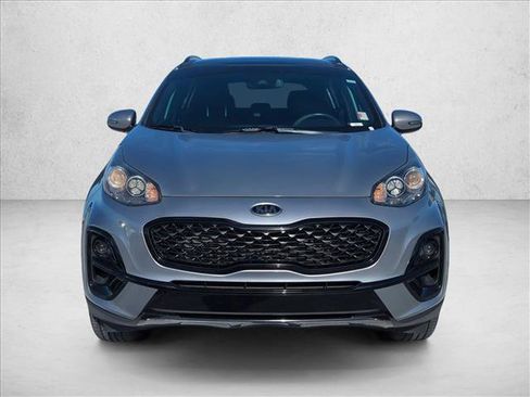 Used 2022 Kia Sportage Nightfall Edition image 2