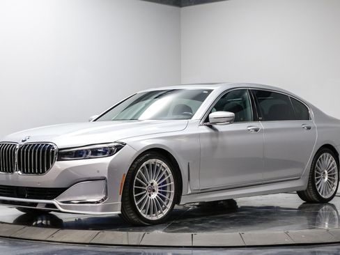 Used 2020 BMW ALPINA B7 xDrive w/ Luxury Rear Seating Package image 2