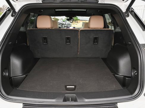 Used 2023 Chevrolet Blazer Premier FWD image 41