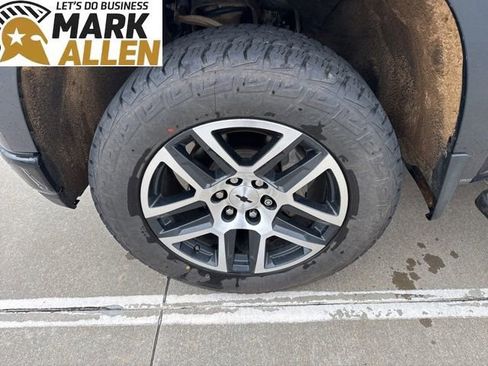 Used 2019 Chevrolet Silverado 1500 LT Trail Boss AWD/4WD image 7