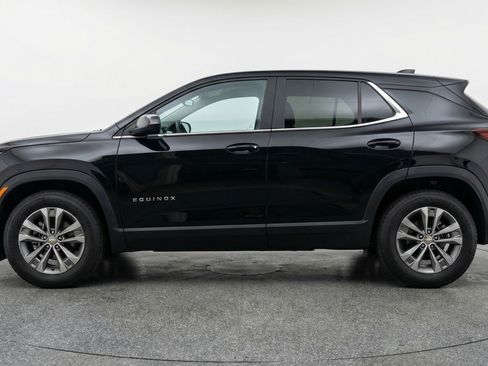 Used 2025 Chevrolet Equinox LT FWD image 5