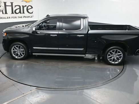 Used 2023 Chevrolet Silverado 1500 High Country w/ High Country Premium Package AWD/4WD image 41