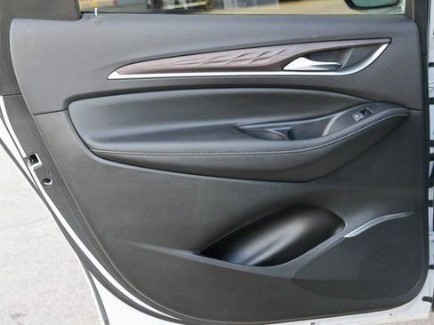 Used 2022 Buick Enclave Avenir w/ Avenir Technology Package image 15