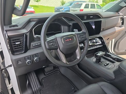 Certified 2023 GMC Sierra 1500 AT4 w/ AT4 Premium Package AWD/4WD image 15