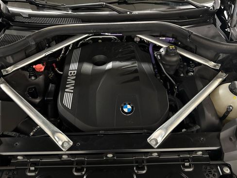 Used 2023 BMW X7 xDrive40i w/ M Sport Package AWD/4WD image 47