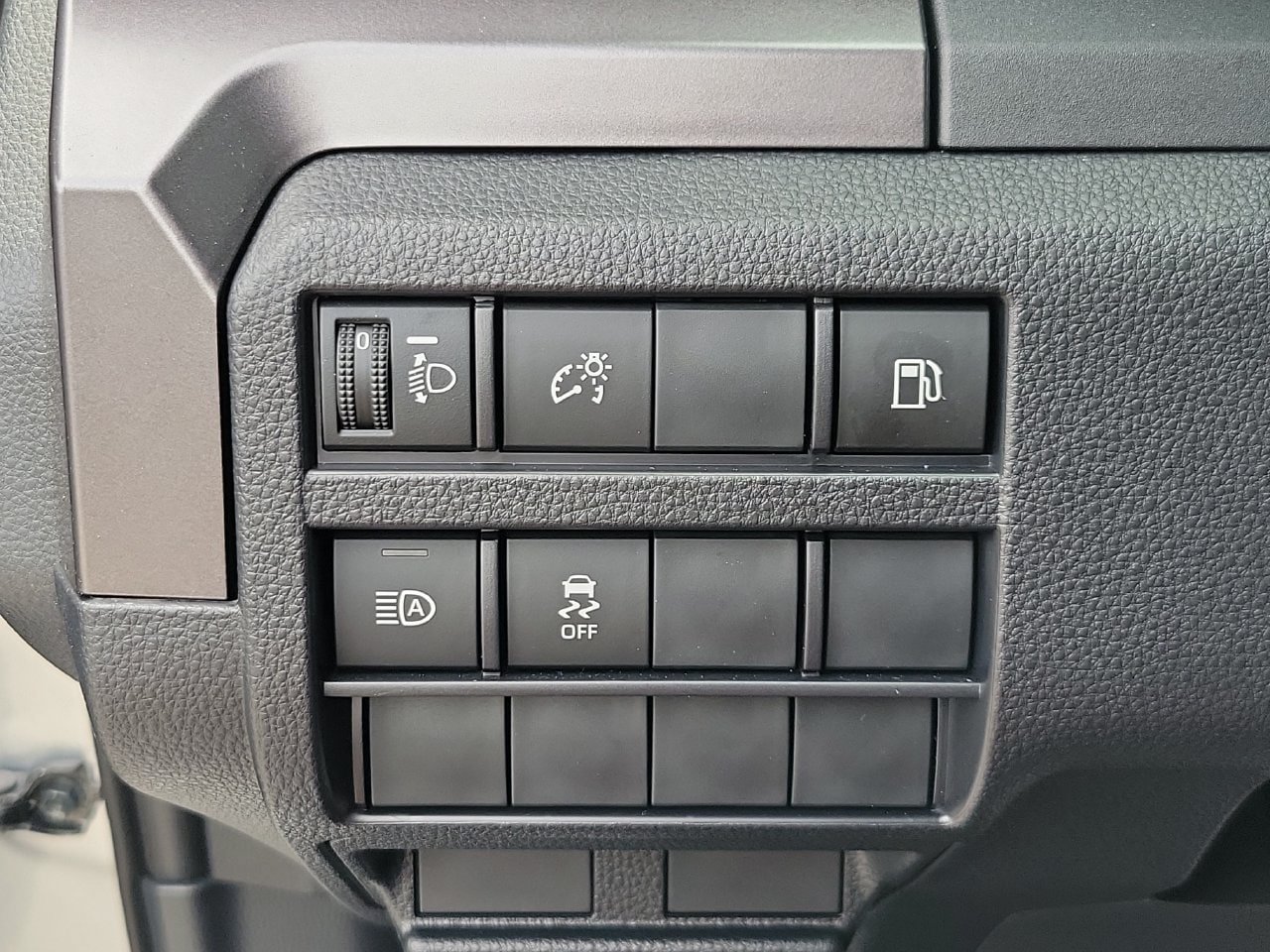 Used 2026 Toyota 4Runner SR5 AWD/4WD image 30