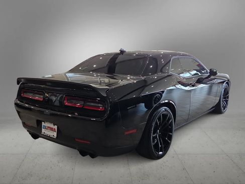 Used 2023 Dodge Challenger SRT Hellcat w/ Driver Convenience Group RWD image 8
