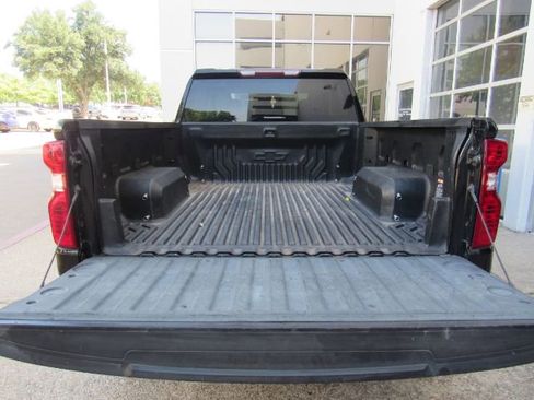 Used 2020 Chevrolet Silverado 1500 LT w/ Trailering Package image 7