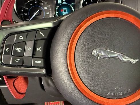 Used 2019 Jaguar F-PACE Prestige AWD/4WD image 34